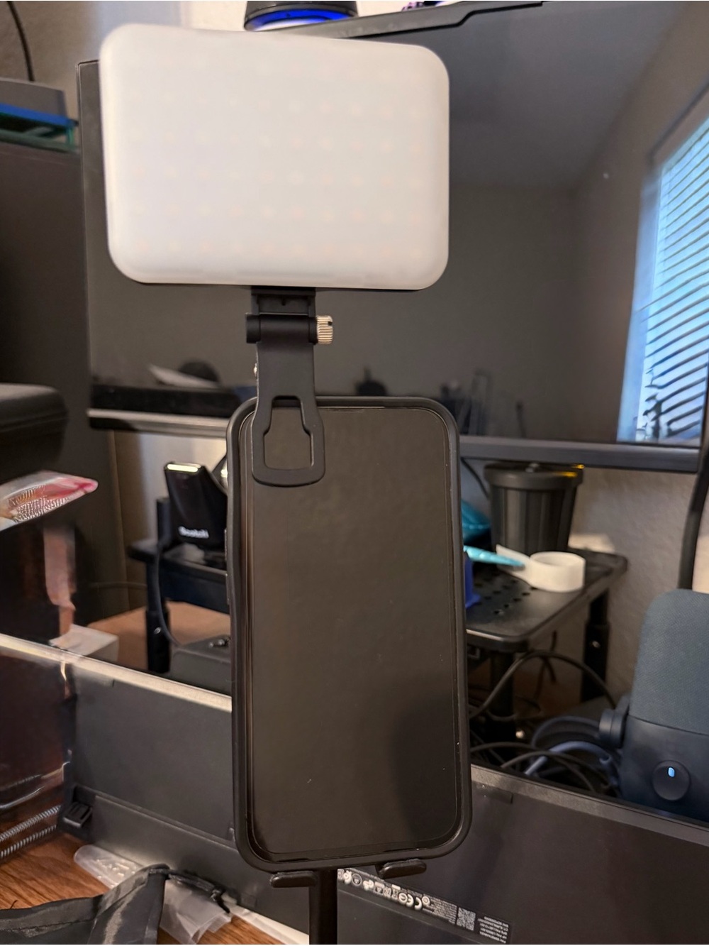 LED Selfie Light - Picture 14 of 16